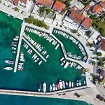 Sunny By Interhome Apartment Njivice