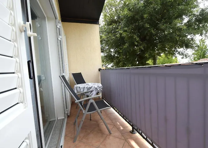 Sunny By Interhome * Njivice