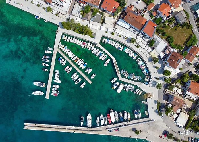 Sunny By Interhome Apartman Njivice